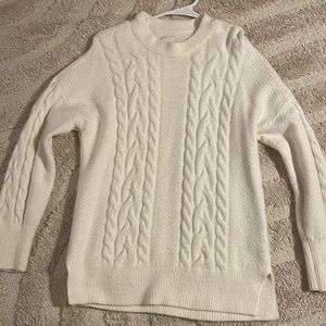 Abercrombie & Fitch Cable Knit Sweater